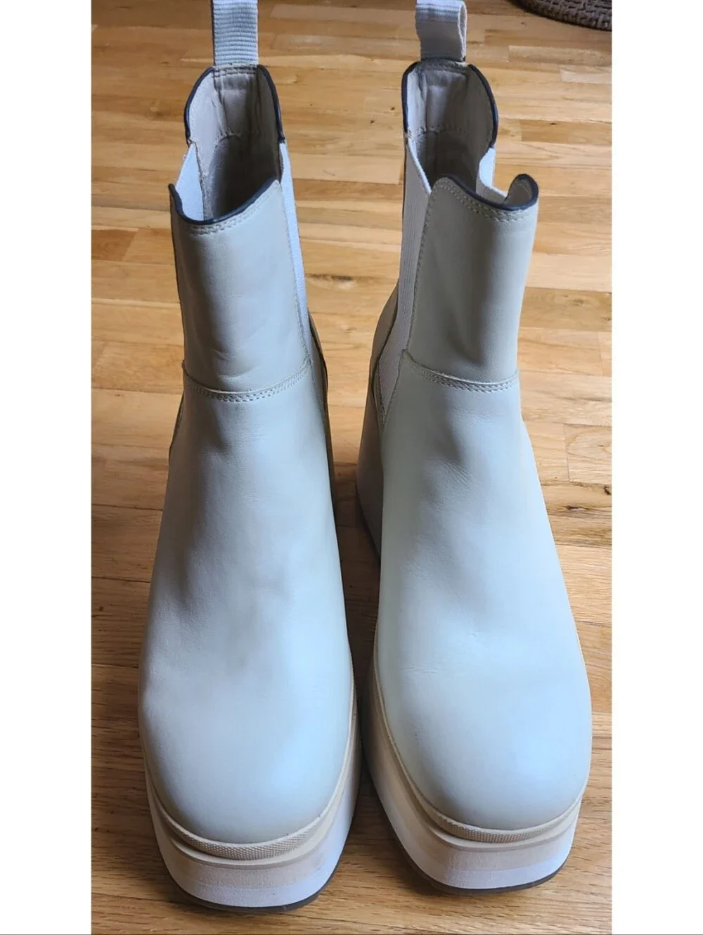 Naked Feet Guild Platform Chelsea Boots 9.5 | Khaki Leather | Statement Lug Sole